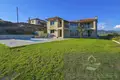 4 bedroom house 400 m² Parekklisia, Cyprus