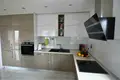 Haus 7 zimmer 690 m² Okrug Gornji, Kroatien
