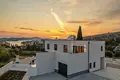 4-Schlafzimmer-Villa 375 m² Sutivan, Kroatien