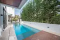 5-Schlafzimmer-Villa 470 m² Marbella, Spanien