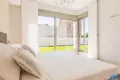 5-Schlafzimmer-Villa 268 m² Urbanizacion Mil Palmeras, Spanien