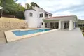 Villa de tres dormitorios 357 m² Calpe, España