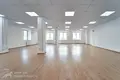 Офис 3 комнаты 559 м² в Минске, Беларусь