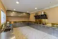 5 bedroom villa 1 m² Sangkat Chbar Ampov Ti Muoy, Cambodia