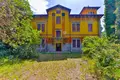 7 bedroom villa 2 000 m² Massa, Italy