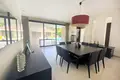 Haus 6 Schlafzimmer 578 m² Lakatamia, Zypern