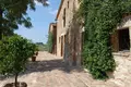 Casa 25 habitaciones 1 000 m² Siena, Italia
