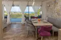 5 bedroom villa 200 m² Pefkochori, Greece