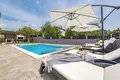 4 bedroom Villa 238 m² Grad Pula, Croatia