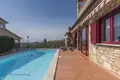 Villa de tres dormitorios 200 m² Porec, Croacia