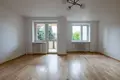 Mieszkanie 3 pokoi 74 m² Warszawa, Polska