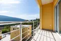 2 bedroom apartment 69 m² Đenovići, Montenegro