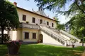 Villa 50 habitaciones 4 878 m² San Gimignano, Italia