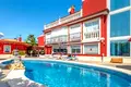 Villa 9 Schlafzimmer 549 m² lAlfas del Pi, Spanien