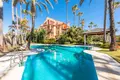 Wohnung 2 Schlafzimmer 334 m² Marbella, Spanien