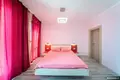3 bedroom apartment 233 m² Budva, Montenegro
