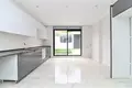 5 bedroom house 272 m² Demirci, Turkey