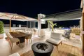 Stadthaus 4 Schlafzimmer 609 m² Marbella, Spanien