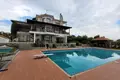 5 bedroom villa 475 m² Peraia, Greece