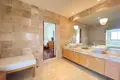 5 bedroom villa 842 m² Ban Bang Thao, Thailand