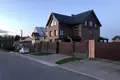 House 690 m² Tarasava, Belarus