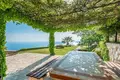 Mansion 6 bedrooms 2 000 m² Budva, Montenegro