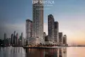 Complejo residencial High-rise residential complex Bristol with a private beach in Emaar Beachfront area, Dubai, UAE