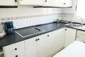 Mieszkanie 3 pokoi 75 m² Torrevieja, Hiszpania