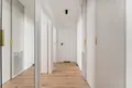 Mieszkanie 3 pokoi 65 m² w Warszawa, Polska