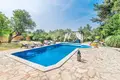 4 bedroom Villa 175 m² Grad Pula, Croatia