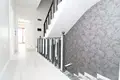 5 bedroom house 272 m² Demirci, Turkey
