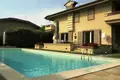 6 bedroom villa 400 m² Forte dei Marmi, Italy