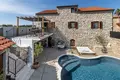 villa de 3 chambres 240 m² Mjesni odbor Poganka - Sveti Anton, Croatie