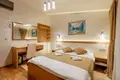 Hotel 748 m² en Bijela, Montenegro