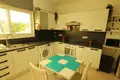 Mieszkanie 2 pokoi 88 m² Oroklini, Cypr