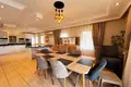 Mieszkanie 5 pokojów 280 m² Incekum, Turcja