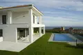 4-Schlafzimmer-Villa 760 m² Malaga, Spanien