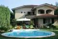 4 bedroom Villa 280 m² Forte dei Marmi, Italy