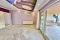 Duplex 6 bedrooms 370 m² Mezitli, Turkey