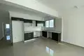 3 bedroom apartment 146 m² Cekmekoey, Turkey