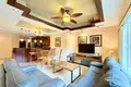 Кондо 2 спальни 125 м² West Bay, Гондурас