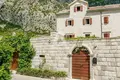 Haus 7 Schlafzimmer  Kotor, Montenegro