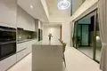 Villa de tres dormitorios 225 m² Karon, Tailandia
