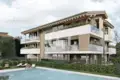 Mieszkanie 3 pokoi 130 m² Desenzano del Garda, Włochy