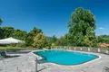 Villa 8 bedrooms 1 200 m² Villongo, Italy