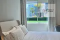 Apartamento 2 habitaciones 957 m² Dubái, Emiratos Árabes Unidos