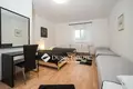 Cottage 350 m² Tes, Hungary