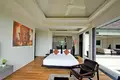 Villa de tres dormitorios 664 m² Phuket, Tailandia