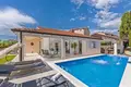 Villa de tres dormitorios 156 m² Porec, Croacia