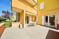 2 bedroom apartment 61 m² Sirmione, Italy